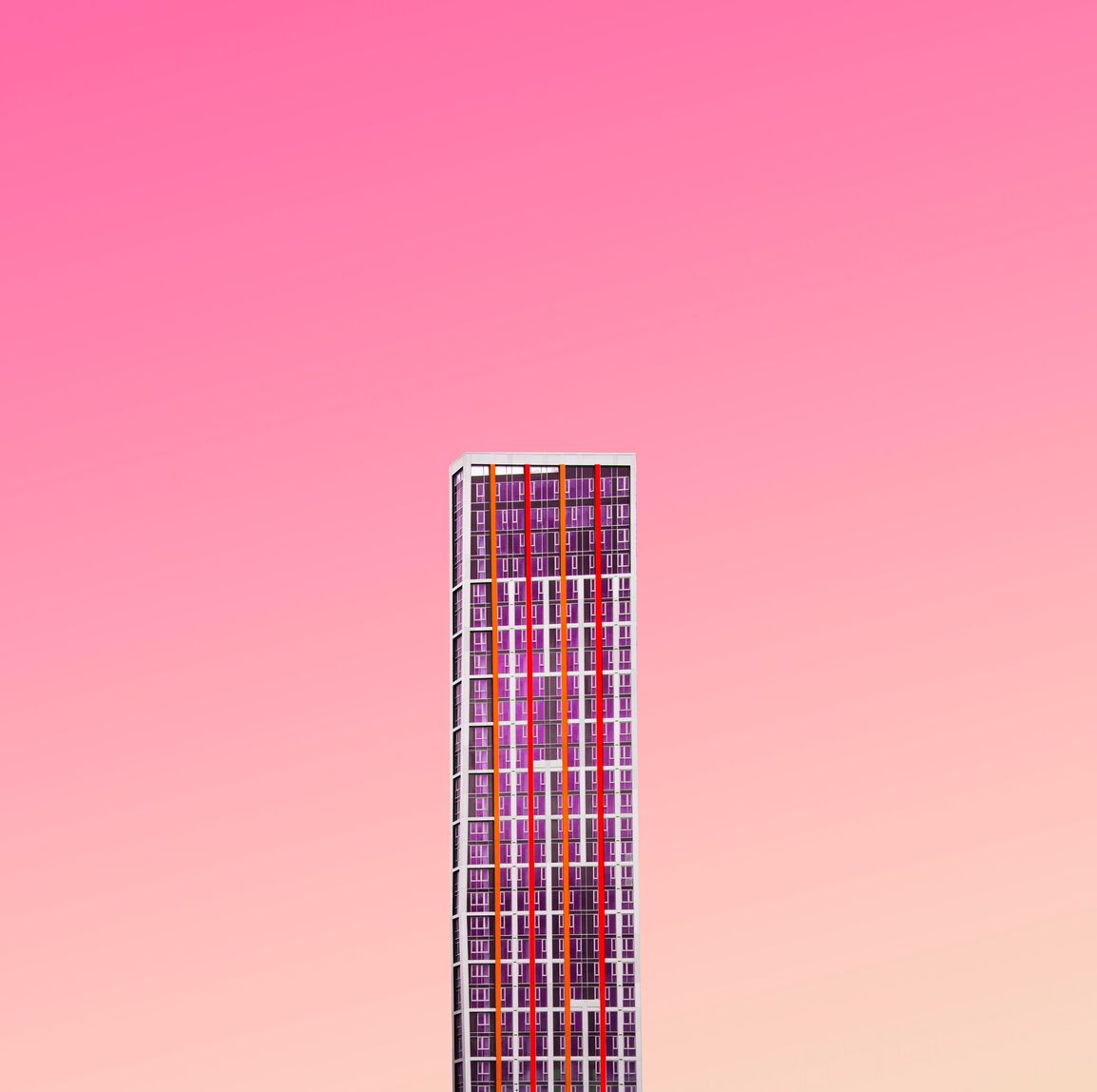 Moderne Architektur vor pinkem Himmel Moderne Architektur vor pinkem Himmel